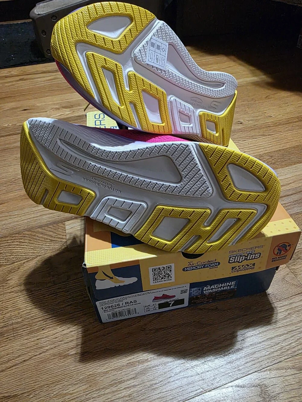 Skechers Kaplan Hands Free Slip In, Women's Max Cushining Elite 2.0. Size 7 - Picture 5 of 6